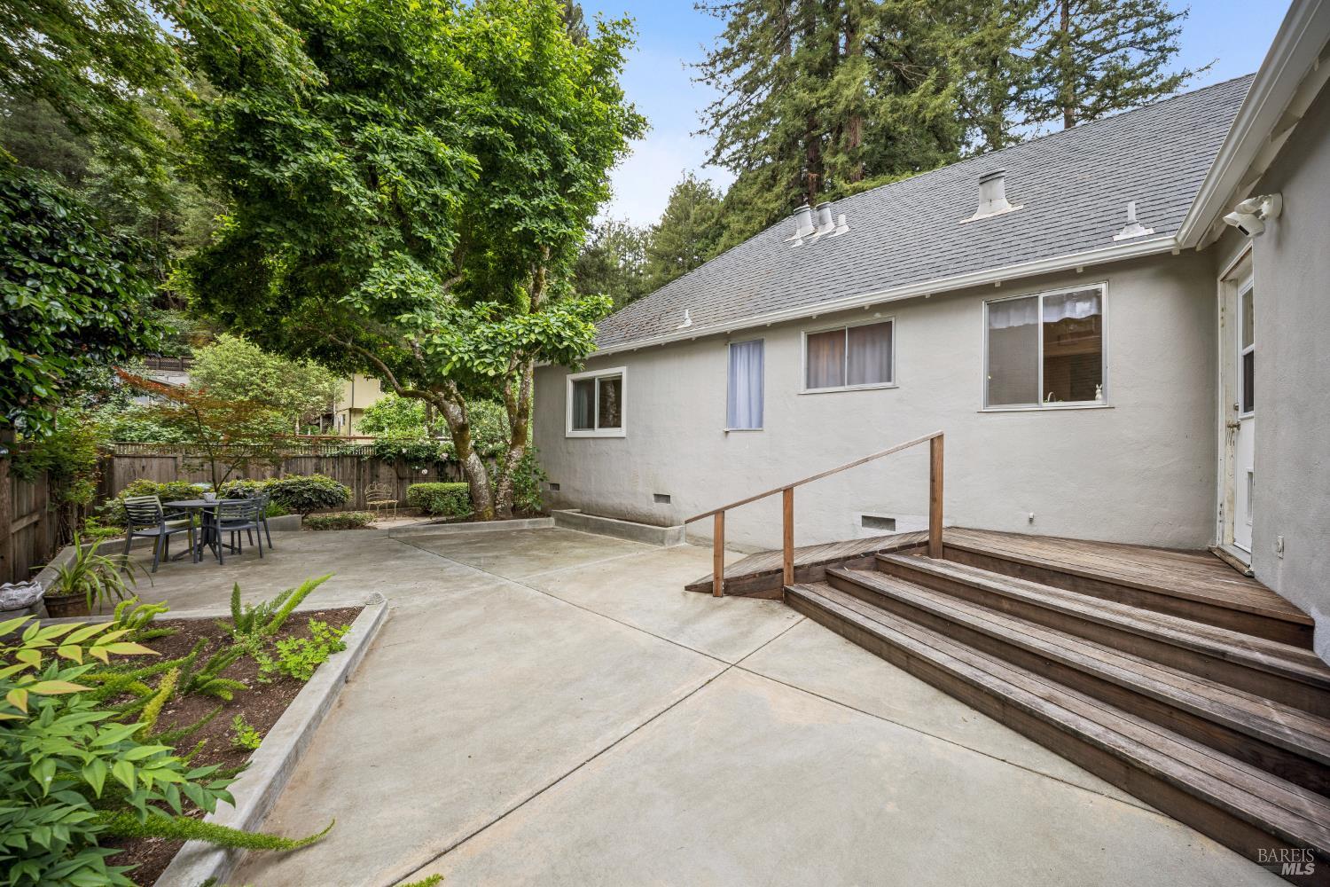 77 Bothin Road