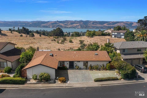 Photo of 406 Larkin Drive, Benicia, CA 94510 (MLS # 326073886)
