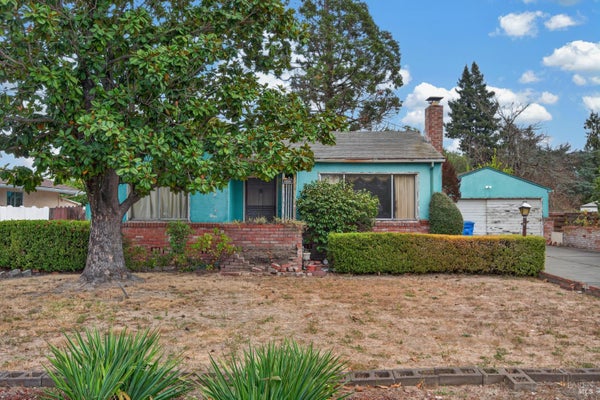 2290 CORBY AVE, SANTA ROSA, CA 95407 - Image f283dfa96c6c4137716e3a657dd91ef9/3675327166