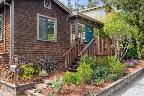 Photo of 73 Scenic Avenue, San Anselmo, CA 94960 (MLS # 326084242)