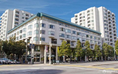 Photo of 601 Van Ness Avenue #509, San Francisco, CA 94102 (MLS # 426108019)