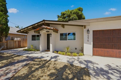 Photo of 2276 Ethel Porter Drive, Napa, CA 94558 (MLS # 326086571)