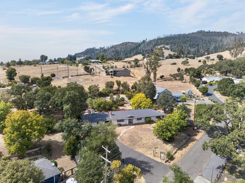 Photo of 873 Wildwood Trail, Santa Rosa, CA 95409 (MLS # 326070811)