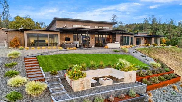 22700 WALLING RD, GEYSERVILLE, CA 95441 - Image f671f9d545bd594f3be2ece7fbffcfc0/2172601979