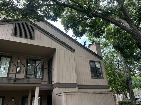 Photo of 1801 Marshall Road #506, Vacaville, CA 95687 (MLS # 326062143)