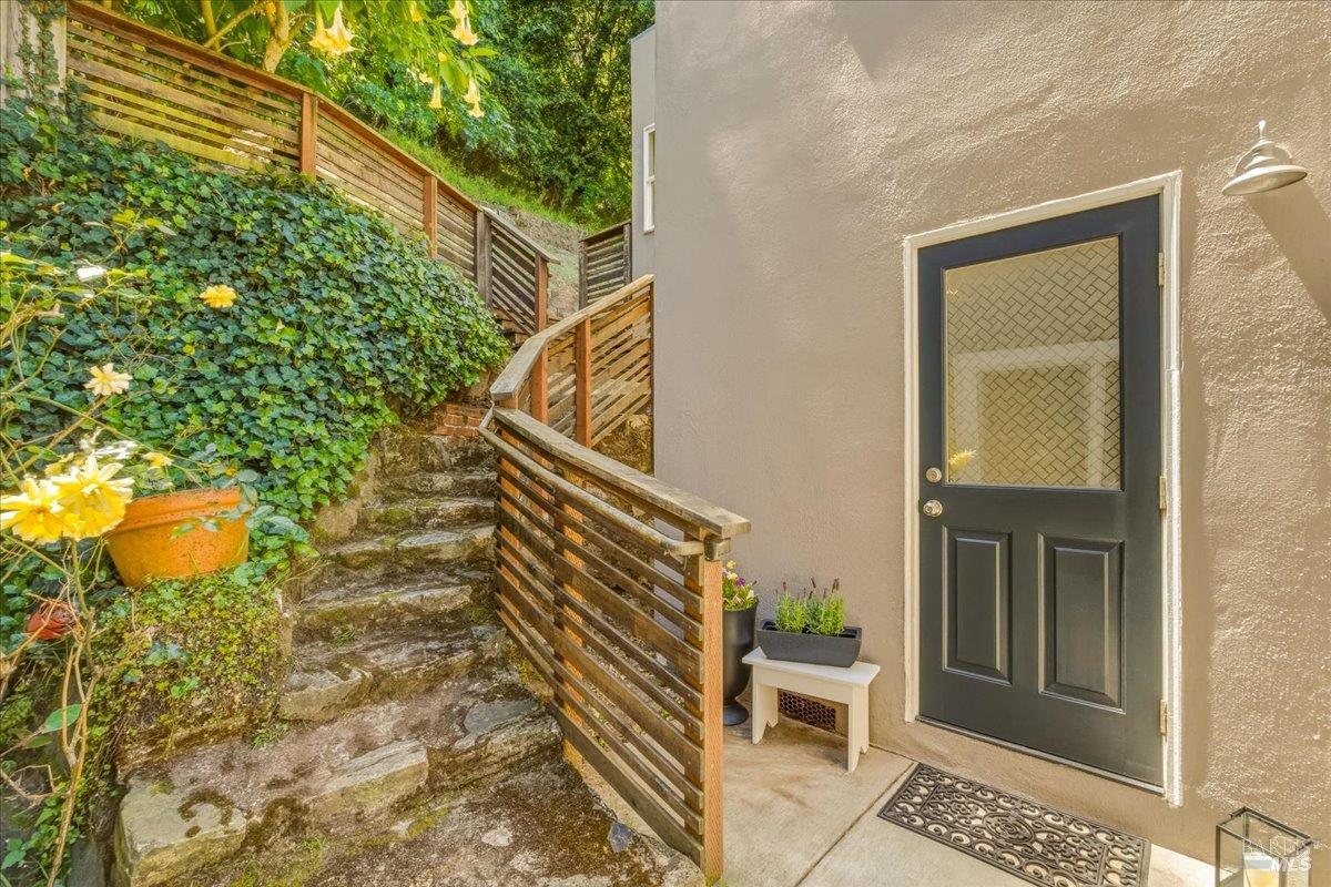 290 Miller Avenue