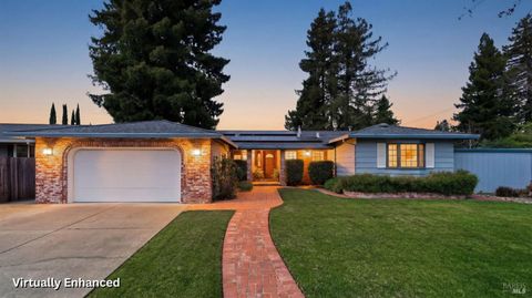 Photo of 2538 Patricia Drive, Napa, CA 94558 (MLS # 326021817)