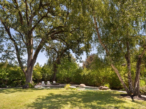Photo of 4 Ames Avenue, Ross, CA 94957 (MLS # 326058765)