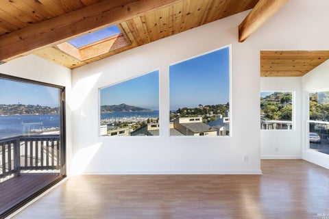 Photo of 198 Cazneau Avenue #B, Sausalito, CA 94965 (MLS # 326049752)