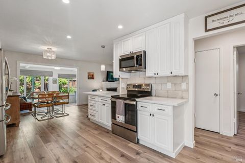 Photo of 27 Temelec Circle, Sonoma, CA 95476 (MLS # 326050333)