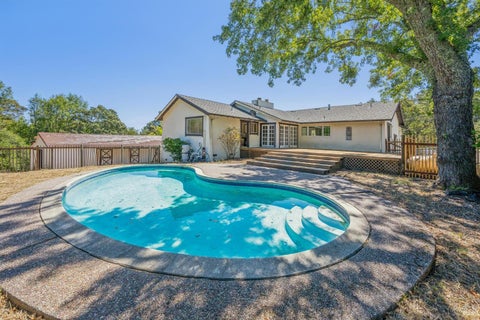 Photo of 18943 Spring Drive, Sonoma, CA 95476 (MLS # 326078272)