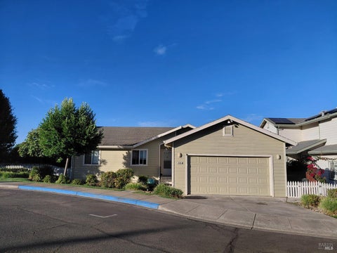 Photo of 919 Lighthouse Court, Vallejo, CA 94590 (MLS # 326078311)