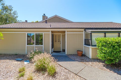 Photo of 5 Wordsworth Court, Mill Valley, CA 94941 (MLS # 326065772)