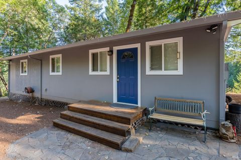 Photo of 3770 Cherry Creek Road, Willits, CA 95490 (MLS # 326032915)
