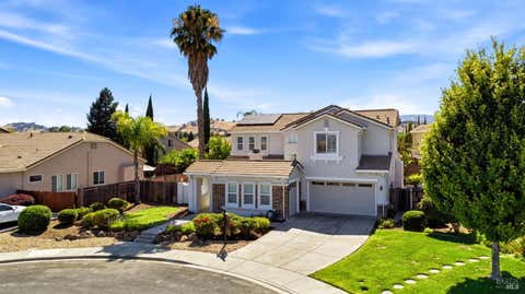 Photo of 918 Shelter Cove Court, Vacaville, CA 95688 (MLS # 326050891)