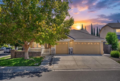 Photo of 6216 Ravenna Way, Elk Grove, CA 95757 (MLS # 226116070)