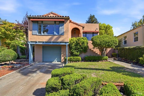 Photo of 54 Rutherford Avenue, San Anselmo, CA 94960 (MLS # 326076468)