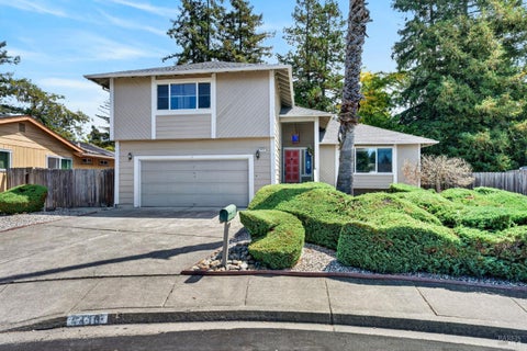 Photo of 4410 Hampton Court W, Rohnert Park, CA 94928 (MLS # 326071938)