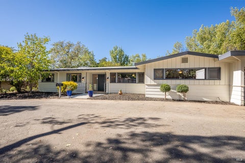 Photo of 4790 Montgomery Lane, Santa Rosa, CA 95409 (MLS # 326079101)