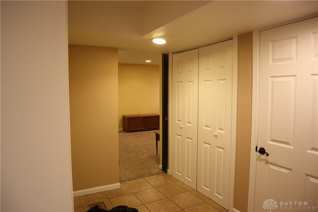 6376 Lander Lane, Dayton, Ohio image 47