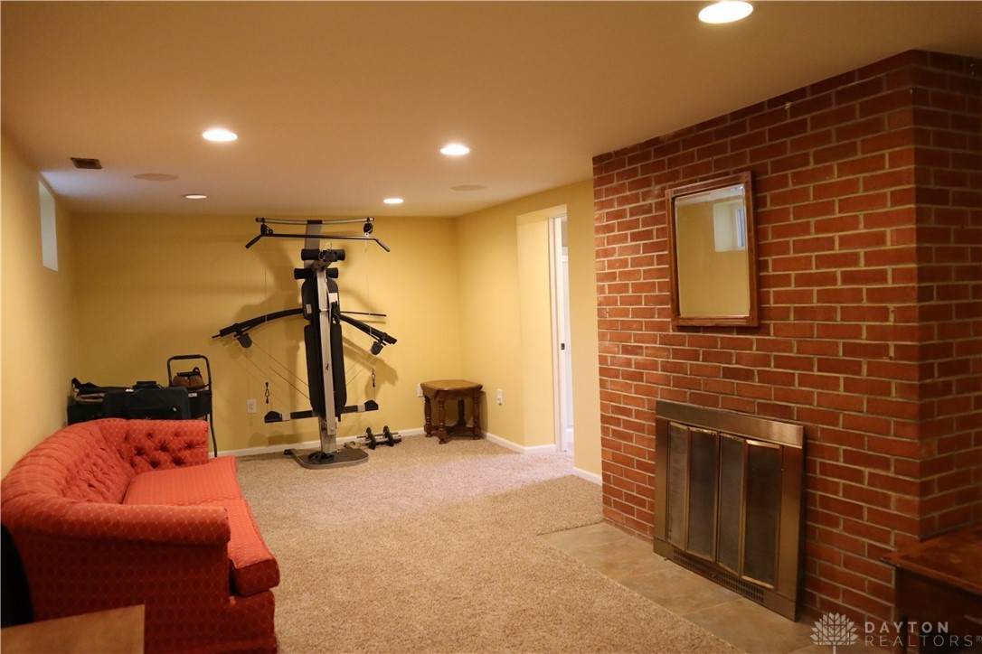 6376 Lander Lane, Dayton, Ohio image 50