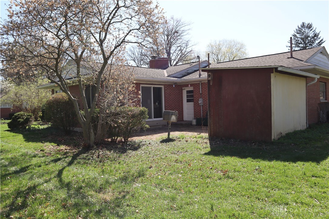 6376 Lander Lane, Dayton, Ohio image 8