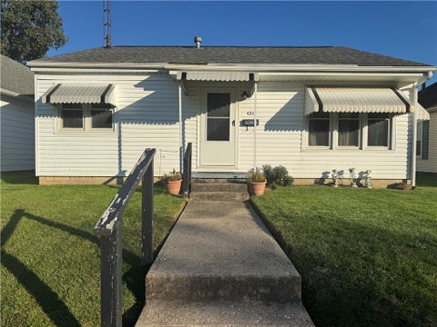 Homes For Sale - 421 S Counts Street<br/> Troy, OH 45373