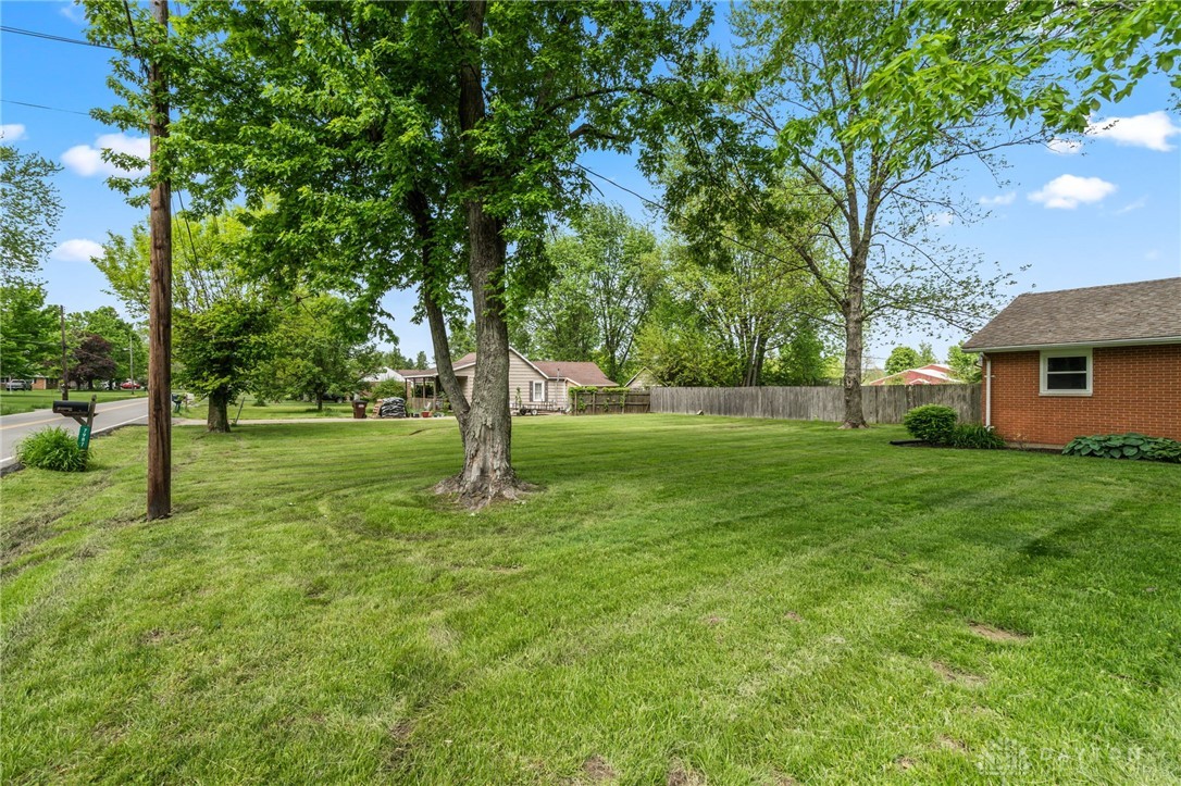 8012 Myers Road, Middletown, Ohio image 36