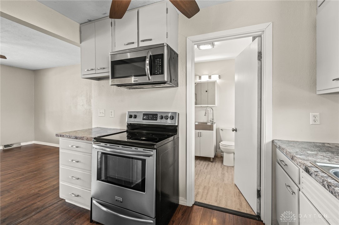8012 Myers Road, Middletown, Ohio image 15