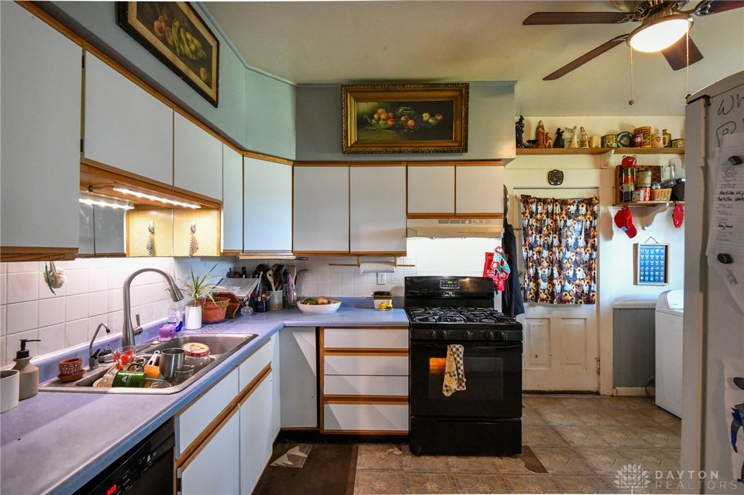 Springfield, Ohio 45504, United States, 4 Bedrooms Bedrooms, ,2 BathroomsBathrooms,Residential,Active,178636