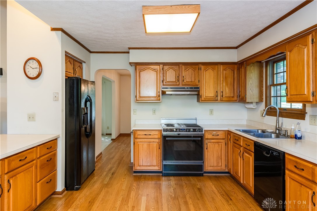 5562 Red Oak Court, Fairfield, Ohio image 6