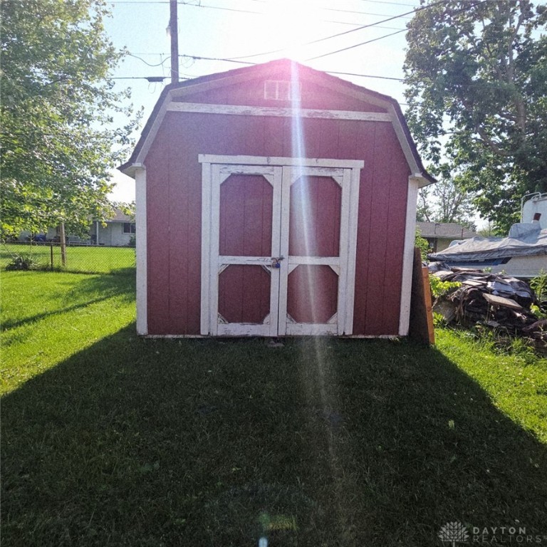309 Palmwood Drive, Dayton, Ohio image 9