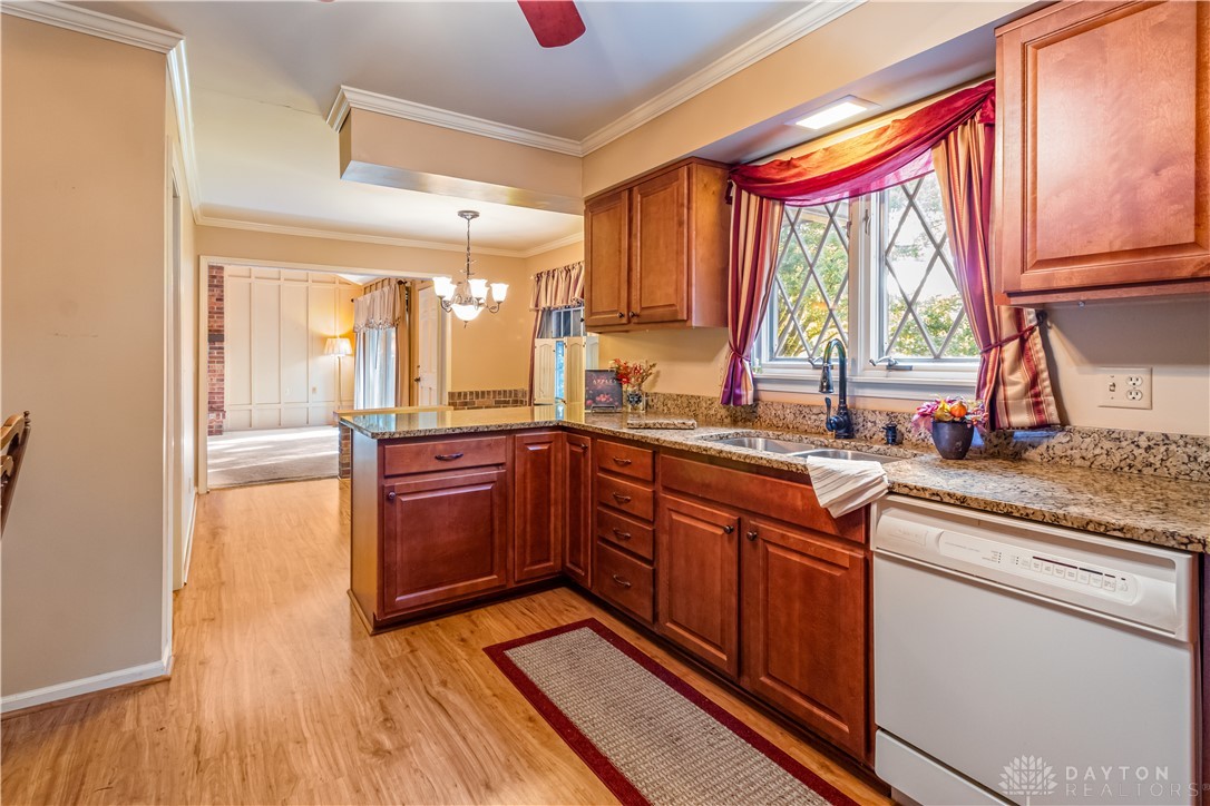 Troy, Ohio 45373, United States, 3 Bedrooms Bedrooms, ,2 BathroomsBathrooms,Residential,Pending,210954