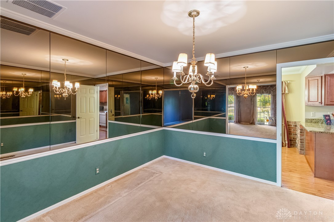 Troy, Ohio 45373, United States, 3 Bedrooms Bedrooms, ,2 BathroomsBathrooms,Residential,Pending,210954