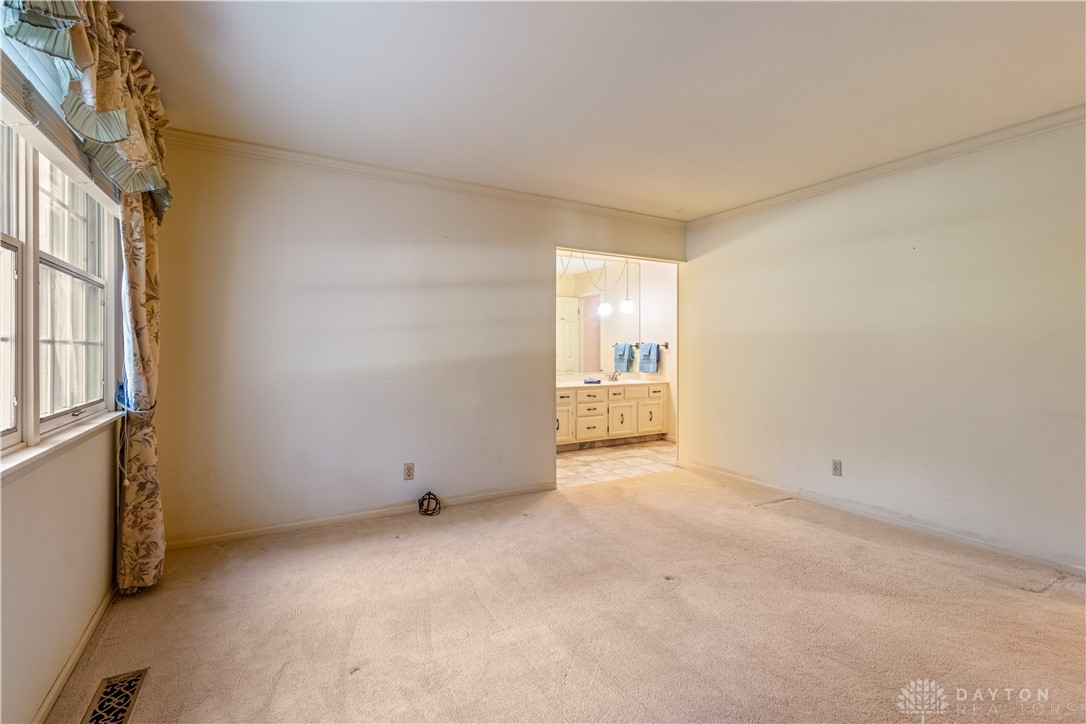 Troy, Ohio 45373, United States, 3 Bedrooms Bedrooms, ,2 BathroomsBathrooms,Residential,Pending,210954