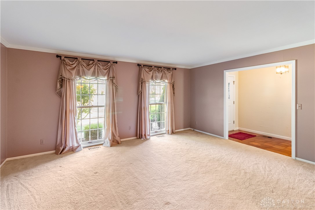 Troy, Ohio 45373, United States, 3 Bedrooms Bedrooms, ,2 BathroomsBathrooms,Residential,Pending,210954