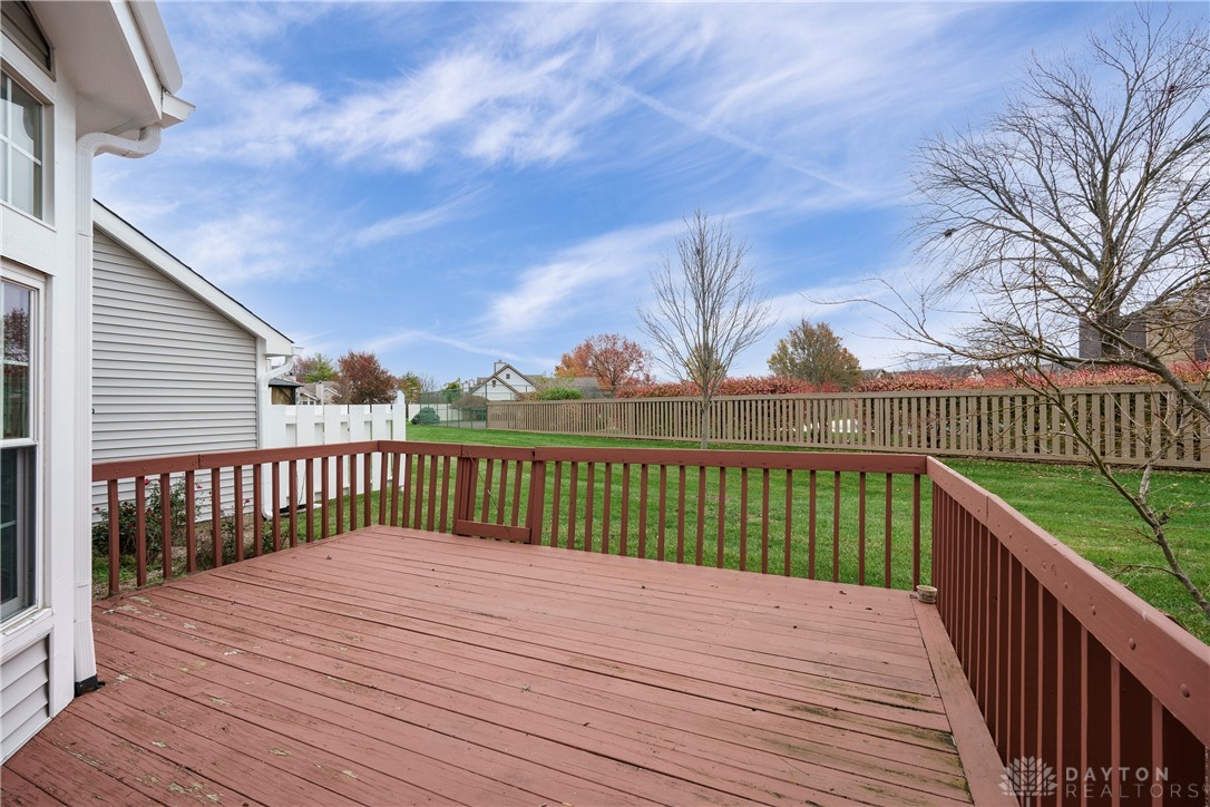 6744 Cedar Cove Drive, Dayton, Ohio image 33