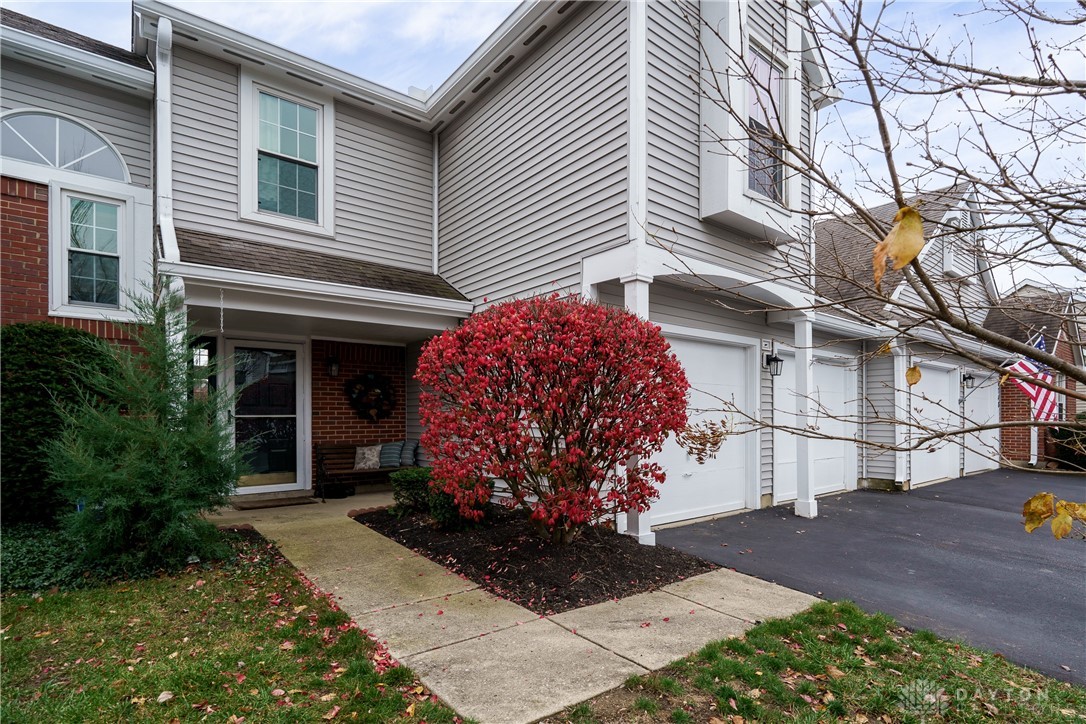 6744 Cedar Cove Drive, Dayton, Ohio image 4