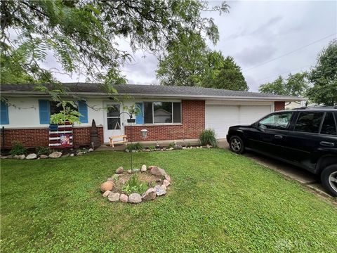 Photo of 304 Sunset Drive, New Carlisle, OH 45344 (MLS # 959989)