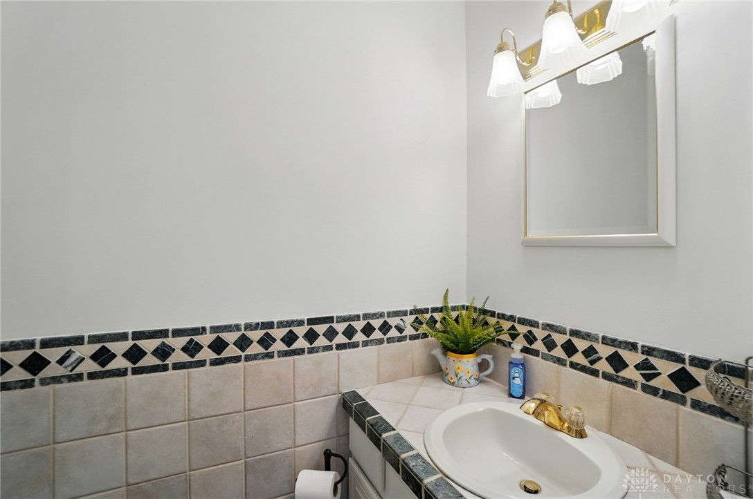 5017 Ackerman Boulevard, Kettering, Ohio image 33