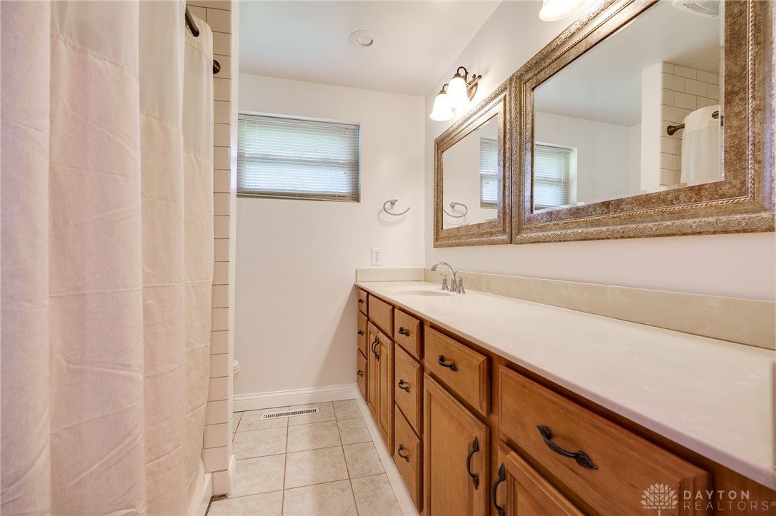 1132 Donson Drive, Dayton, Ohio image 31