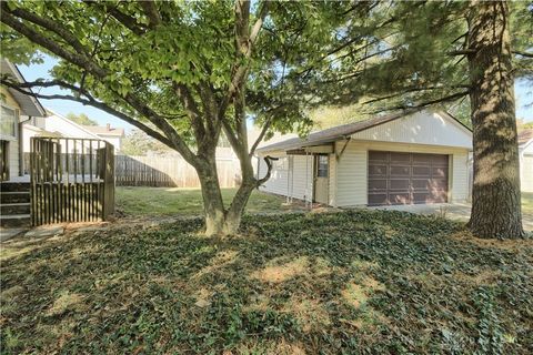 Tiny photo for 355 Hadley Avenue, Oakwood, OH 45419 (MLS # 946075)