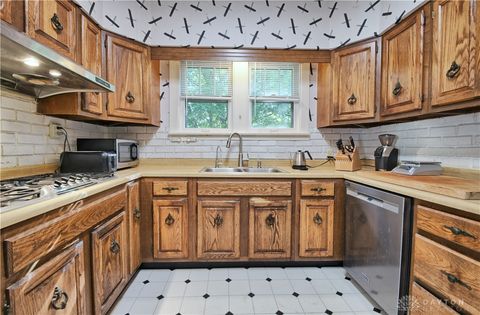 Tiny photo for 355 Hadley Avenue, Oakwood, OH 45419 (MLS # 946075)