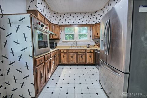 Tiny photo for 355 Hadley Avenue, Oakwood, OH 45419 (MLS # 946075)