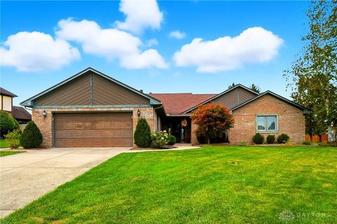 Tiny photo for 625 Lantana Court, Tipp City, OH 45371 (MLS # 946192)