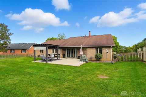 Tiny photo for 625 Lantana Court, Tipp City, OH 45371 (MLS # 946192)