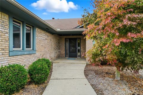 Tiny photo for 625 Lantana Court, Tipp City, OH 45371 (MLS # 946192)