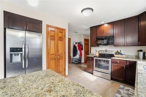 Tiny photo for 625 Lantana Court, Tipp City, OH 45371 (MLS # 946192)