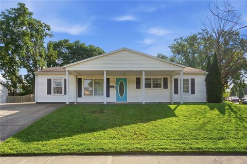 Homes For Sale - 98 Millard Drive<br/> Franklin, OH 45005