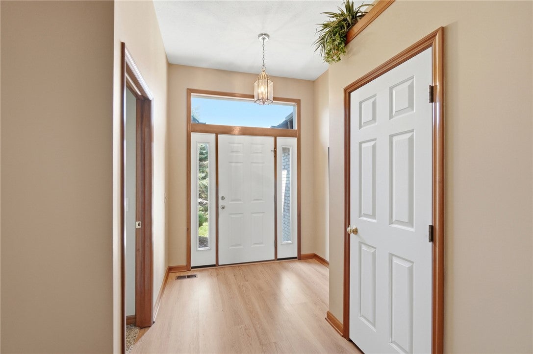 9569 Country Path Trail